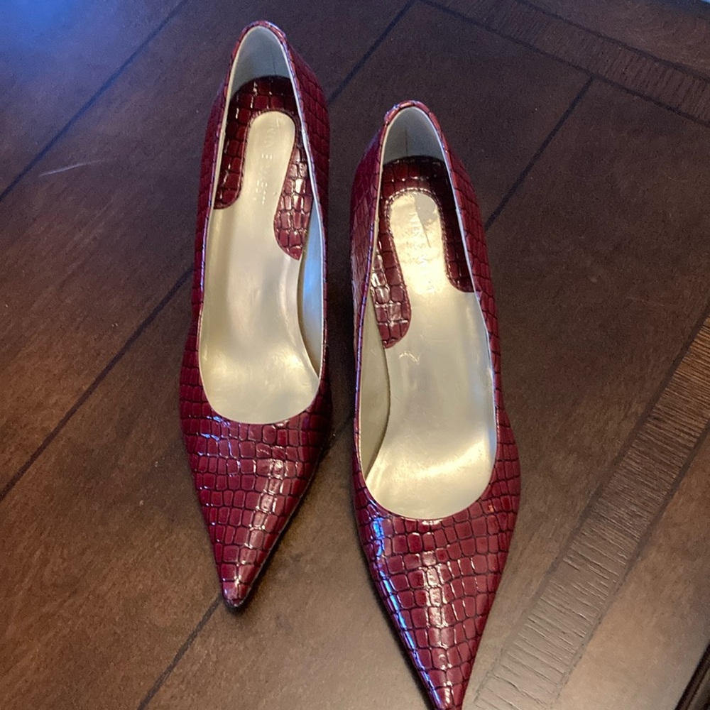 Nine West Red  heels, size 7 1/2 ￼